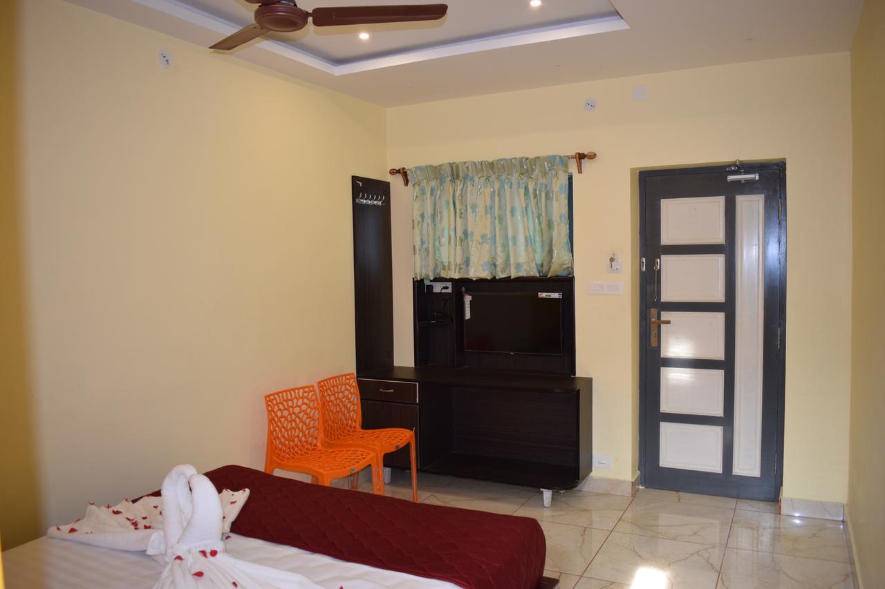 Hotel Wind Chimes Kuilapalayam Exterior foto